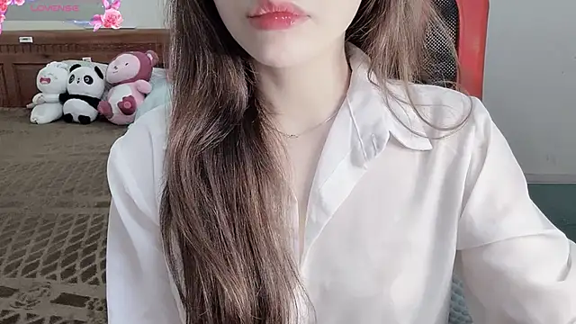 Snapshot of TrinhH_Nabbi chatting on February 22, 2026, 2:08 pm TrinhH Nabbi online show from February 22, 2026, 2:08 pm