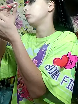 Snapshot of sweetbb15 chatting on October 7, 2025, 6:58 am sweetbb15 online show from October 7, 2025, 6:58 am