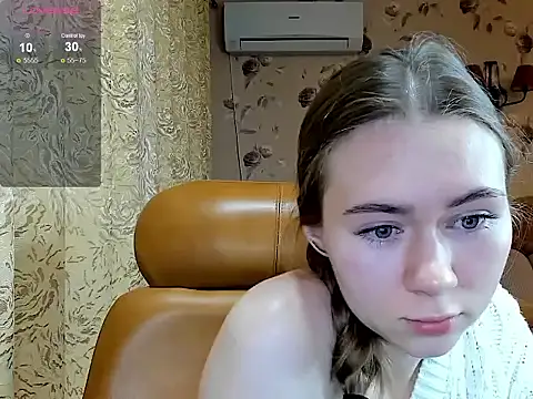 Snapshot of MadeleineWiliams chatting on October 10, 2025, 4:13 am MadeleineWiliams online show from October 10, 2025, 4:13 am