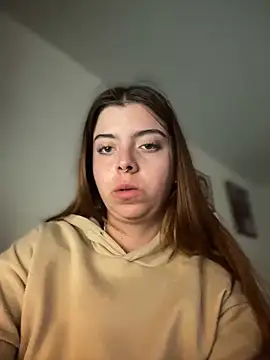 Cloew Marz online show from October 31, 2025, 8:27 pm