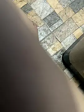 Snapshot of zeck80 chatting on November 15, 2025, 4:38 am zeck80 online show from November 15, 2025, 4:38 am