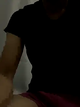 Snapshot of zeck80 chatting on December 15, 2025, 7:20 pm zeck80 online show from December 15, 2025, 7:20 pm