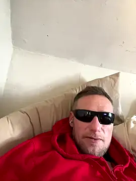 Snapshot of aaronmc311840 chatting on October 30, 2025, 7:33 pm aaronmc311840 online show from October 30, 2025, 7:33 pm