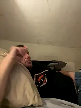 Snapshot of aaronmc311840 chatting on October 17, 2025, 7:00 am aaronmc311840 online show from October 17, 2025, 7:00 am