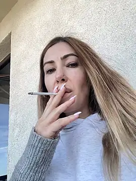 Snapshot of RaquelleDevon chatting on March 8, 2025, 2:08 pm RaquelleDevon online show from March 8, 2025, 2:08 pm