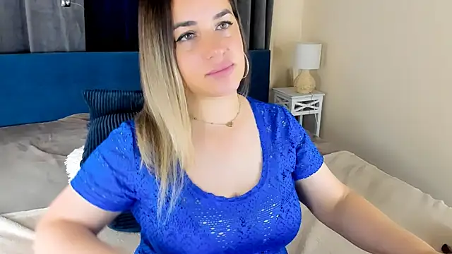 Snapshot of MilenaMiler_X chatting on May 12, 2026, 6:21 am MilenaMiler X online show from May 12, 2026, 6:21 am