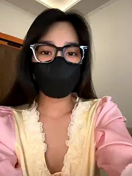 Snapshot of Lilisa_miu chatting on October 9, 2025, 4:51 pm Lilisa miu online show from October 9, 2025, 4:51 pm