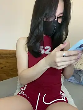 Snapshot of Lilisa_miu chatting on February 16, 2025, 2:00 pm Lilisa miu online show from February 16, 2025, 2:00 pm