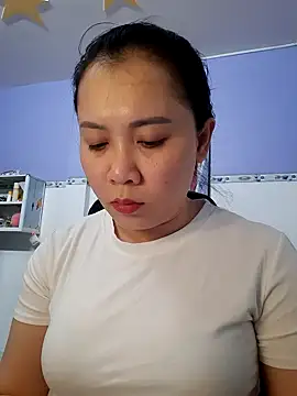 Benlla2802 online show from December 11, 2024, 4:09 pm