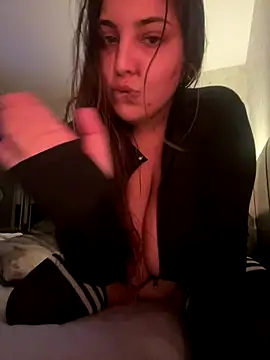 Sara Orchid online show from October 3, 2025, 3:46 pm