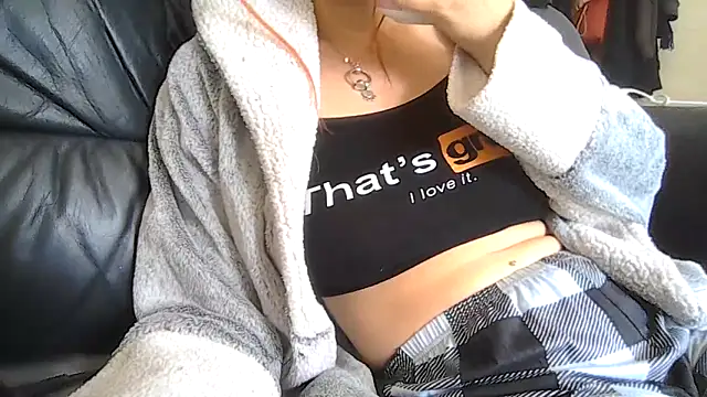 Snapshot of indie-rayne chatting on June 13, 2026, 10:35 am indie-rayne online show from June 13, 2026, 10:35 am