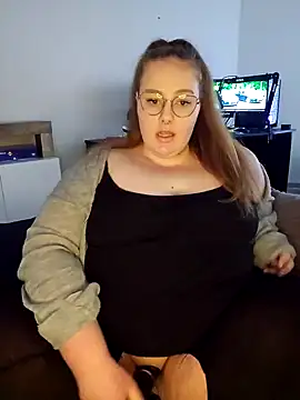  Julie x online show from December 14, 2024, 1:59 pm