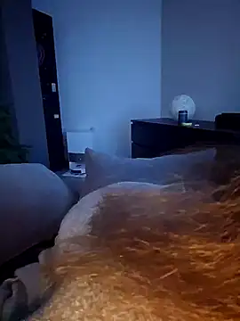  Julie x online show from December 19, 2024, 4:46 pm