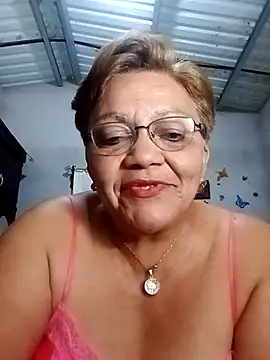 Madrastrahot69 online show from November 7, 2025, 3:33 am