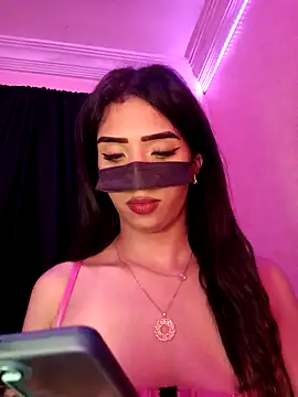 Snapshot of ---sophia--- chatting on October 8, 2025, 5:24 pm ---sophia--- online show from October 8, 2025, 5:24 pm