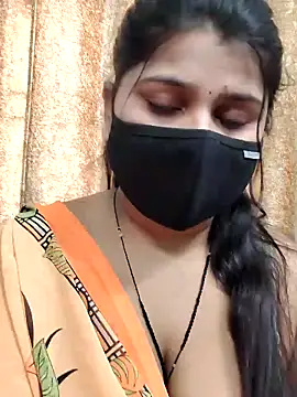 Hotty-simran online show from February 12, 2026, 4:34 am