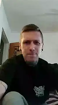 Snapshot of Schabernack1990 chatting on January 6, 2025, 2:25 pm Schabernack1990 online show from January 6, 2025, 2:25 pm