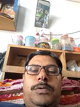 Srmotrs online show from September 18, 2025, 5:32 am