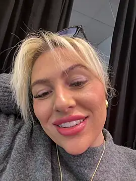 Arabellalee23 online show from January 30, 2025, 5:17 pm