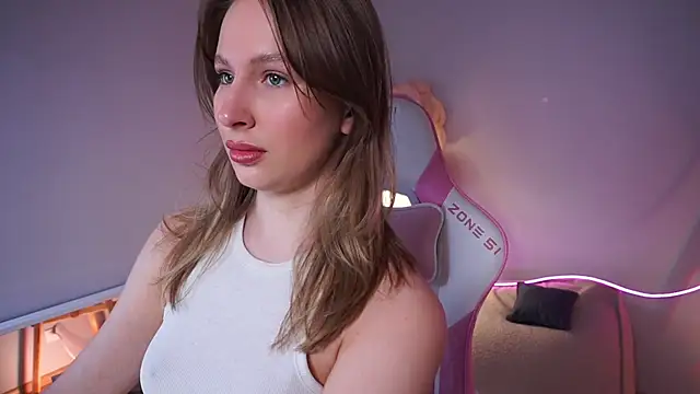 AnnLevine online show from November 16, 2025, 2:11 pm