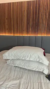 Snapshot of EmiilyAdams_ chatting on February 25, 2026, 10:09 pm EmiilyAdams online show from February 25, 2026, 10:09 pm