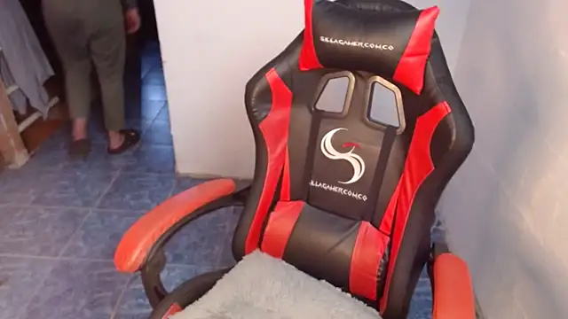 dannafitness online show from November 10, 2025, 2:11 pm