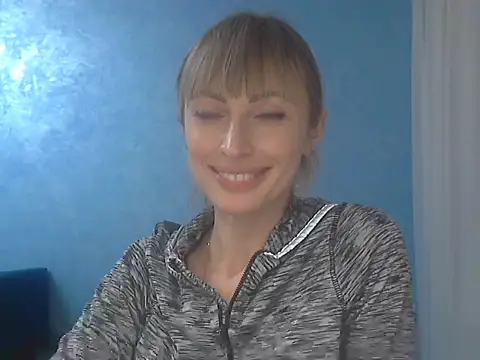 Snapshot of EffectMaya chatting on November 22, 2025, 3:00 pm EffectMaya online show from November 22, 2025, 3:00 pm