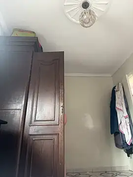 Snapshot of urfvtrans_ chatting on February 19, 2025, 3:16 pm urfvtrans online show from February 19, 2025, 3:16 pm