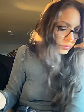 BeautifulMesss online show from October 16, 2025, 9:45 pm