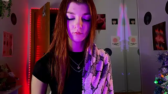 Snapshot of Bunny_ShyGirl chatting on December 23, 2024, 6:33 am Bunny ShyGirl online show from December 23, 2024, 6:33 am