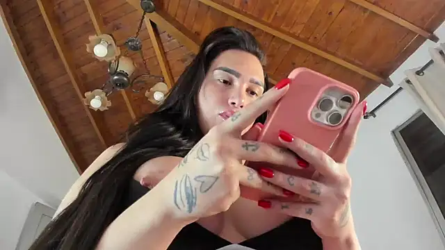 IsaFontanna online show from March 14, 2026, 5:46 am