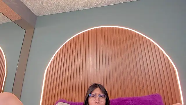 NayeCloud online show from February 3, 2026, 6:22 am