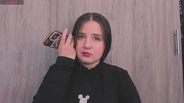 Snapshot of Sabrina_Lennox chatting on May 14, 2026, 2:19 am Sabrina Lennox online show from May 14, 2026, 2:19 am