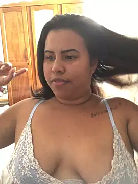 lollitta-33677 online show from February 17, 2025, 7:33 pm