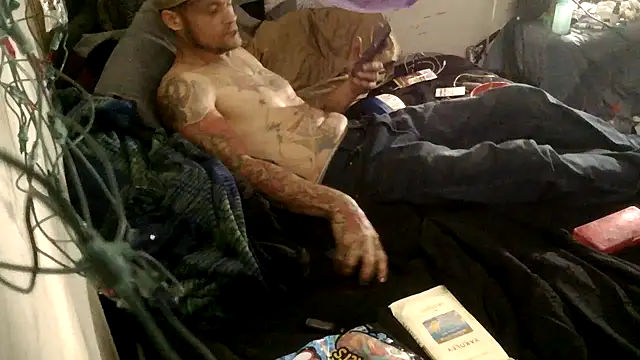 TheOneYouLove69 online show from April 21, 2026, 8:15 pm