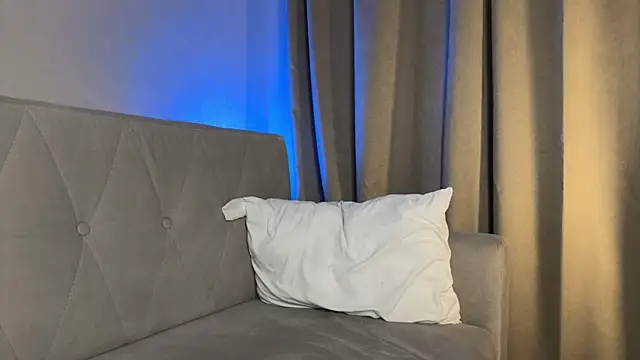 weshycouple online show from March 26, 2026, 7:23 pm