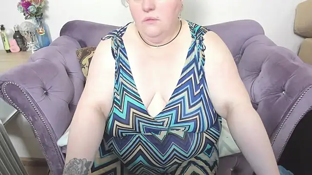 fashiona online show from February 28, 2026, 1:00 pm