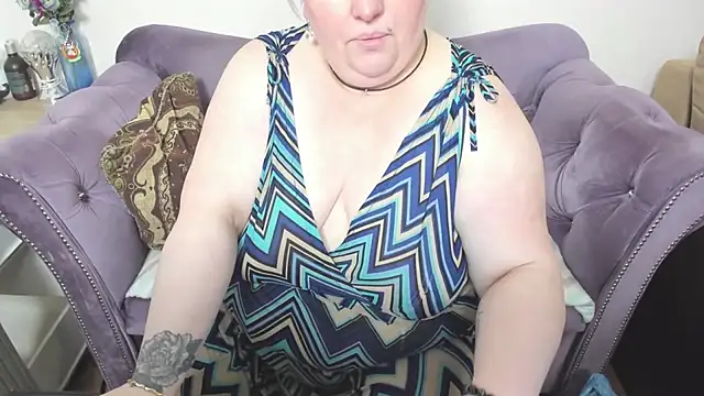 fashiona online show from February 24, 2026, 9:21 am