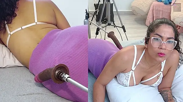 sara smith45 online show from March 25, 2026, 10:47 am