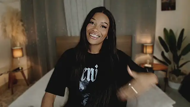 Isaa Coleman  online show from February 7, 2026, 11:24 pm