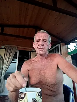 Freddy1962 online show from October 5, 2025, 3:41 am