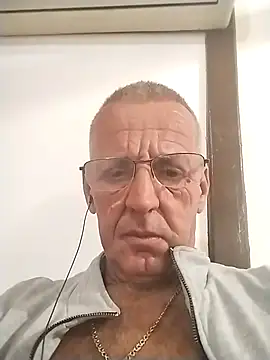 Freddy1962 online show from January 17, 2025, 7:05 pm