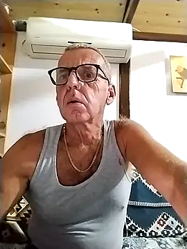 Freddy1962 online show from December 16, 2024, 5:43 pm