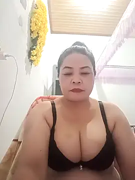 Sexy-bigtits2024 online show from January 25, 2025, 4:24 pm