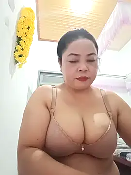 Sexy-bigtits2024 online show from January 5, 2025, 1:15 pm
