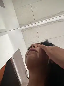 Indiazinha777 online show from March 12, 2025, 11:54 am