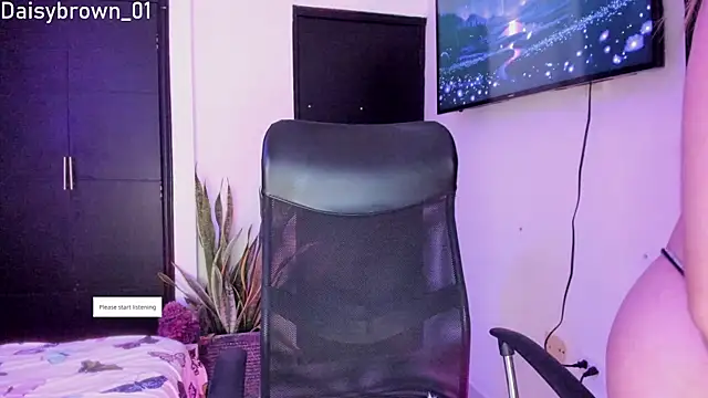 Daisy Brown01 online show from October 15, 2025, 2:43 am