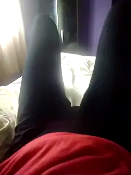 Snapshot of lorraine_alves_ferreira chatting on November 17, 2025, 5:39 pm lorraine alves ferreira online show from November 17, 2025, 5:39 pm