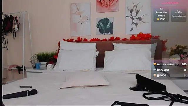 Snapshot of Mary_Mey chatting on March 11, 2025, 8:31 pm Mary Mey online show from March 11, 2025, 8:31 pm