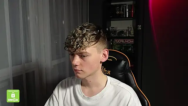 Snapshot of Keytaro chatting on November 13, 2025, 10:57 pm Keytaro online show from November 13, 2025, 10:57 pm